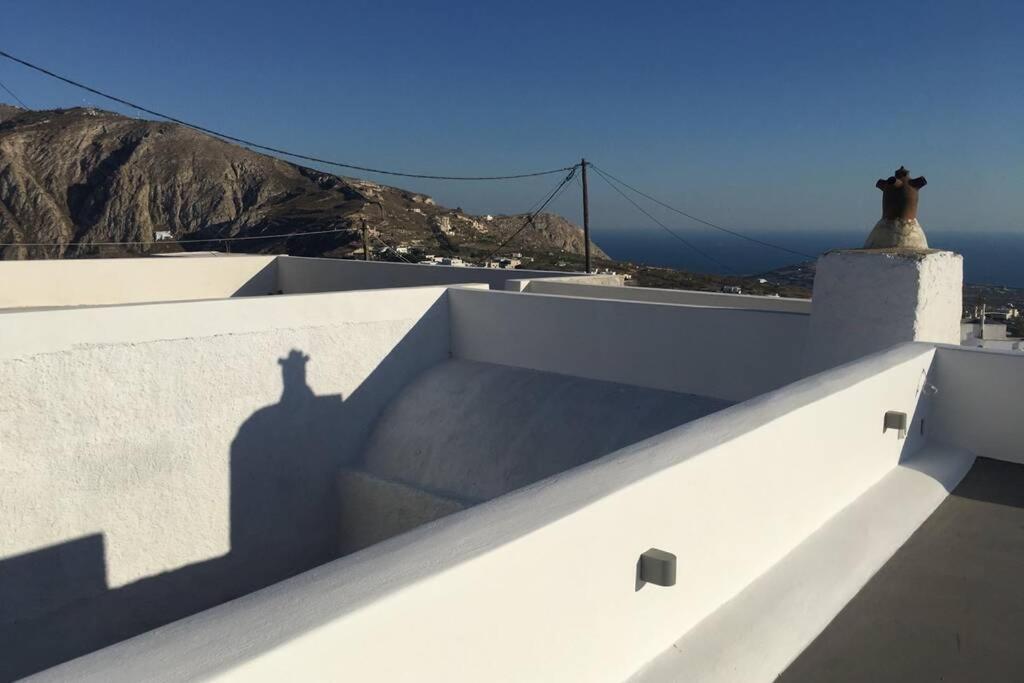 Santorini Folia Cave House With Jacuzzi Villa Pírgosz Kültér fotó