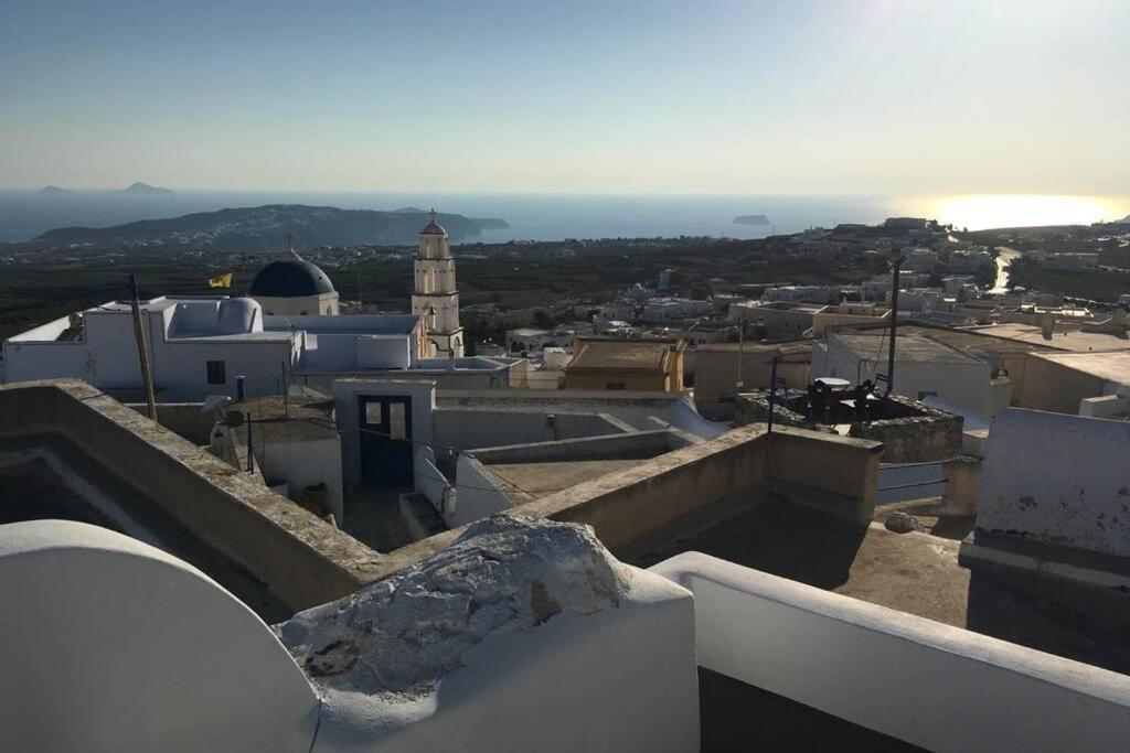 Santorini Folia Cave House With Jacuzzi Villa Pírgosz Kültér fotó